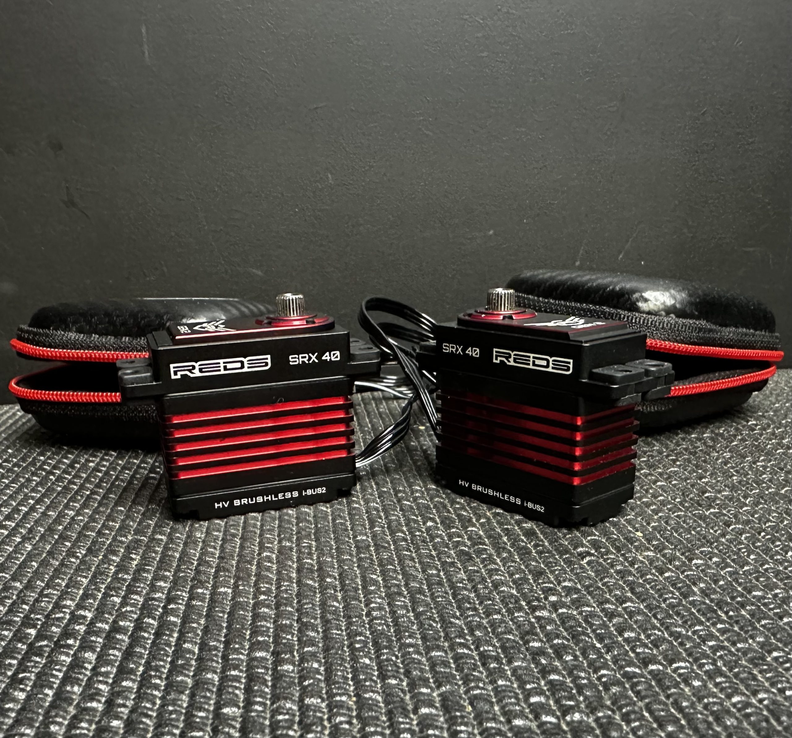 Reds Racing SRX40 Servo's x2 - Image 3